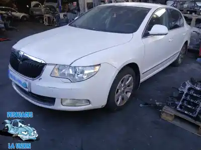 Здавання транспортного засобу skoda superb ii ranchera familiar (3t5) 2.0 tdi 16v року 2010 потужний 