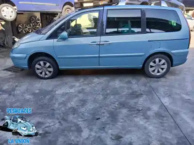 Veículo de Sucata citroen c8 2.0 hdi premier do ano 2006 alimentado 