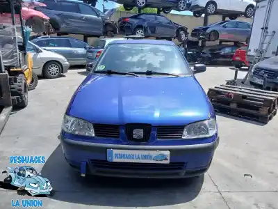 Verschrottungsfahrzeug SEAT CORDOBA BERLINA (6K2)  des Jahres 2001 angetrieben AUA