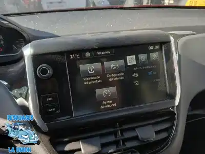 Veículo de Sucata peugeot 208 style do ano 2015 alimentado hm01