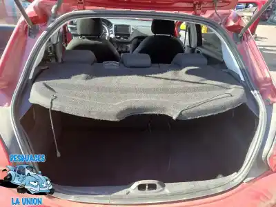 Veículo de Sucata peugeot 208 style do ano 2015 alimentado hm01