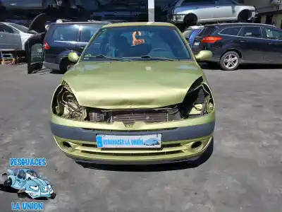Здавання транспортного засобу renault clio ii fase i (b/cbo) 1.4 16v tech-run 98 cv / 72 kw року 2003 потужний 