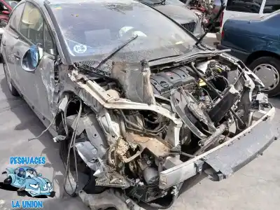Veículo de Sucata CITROEN C4 BERLINA  do ano 2005 alimentado 