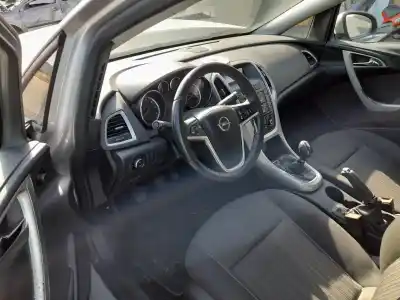 Verschrottungsfahrzeug opel astra j lim. enjoy des jahres 2012 angetrieben a13dte