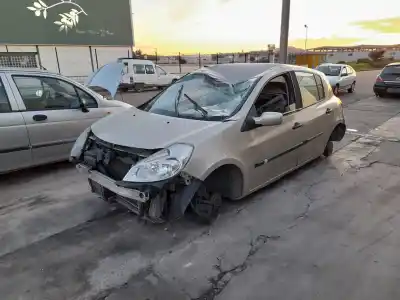 Vehicul casat RENAULT CLIO III  al anului 2007 alimentat K9K768