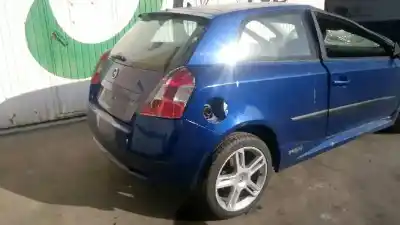 Véhicule à la ferraille fiat stilo (192) 1.9 multijet 140 m.schumacher de l'année 2005 alimenté 192a8000