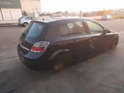 Verschrottungsfahrzeug OPEL ASTRA H SEDÁN (A04)  des Jahres 2008 angetrieben Z16XEP
