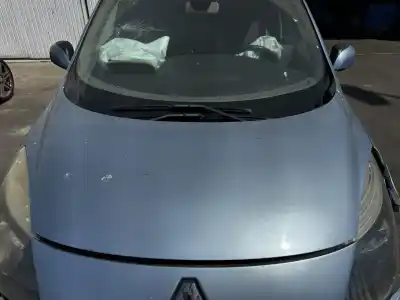 Veículo de Sucata renault scénic iii (jz0/1_) 1.6 dci (jz00, jz12) do ano 2011 alimentado r9m402