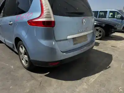 Verschrottungsfahrzeug RENAULT SCÉNIC III (JZ0/1_)  des Jahres 2011 angetrieben R9M402