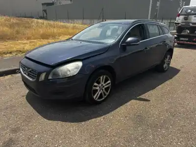 Veículo de Sucata volvo v60 familiar d5204t2 do ano 2011 alimentado d5204t2