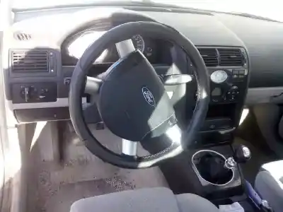 Scrapping Vehicle ford mondeo iii sedán (b4y) 2.0 16v of the year 2001 powered cjba