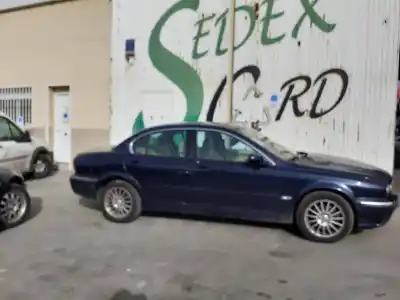 Veicolo di demolizione jaguar xtype 2.2 d dell'anno 2006 alimentato bg