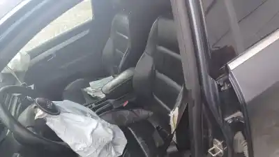 Veicolo di demolizione audi a4 avant (8e) 1.9 tdi (96kw) dell'anno 2001 alimentato avf