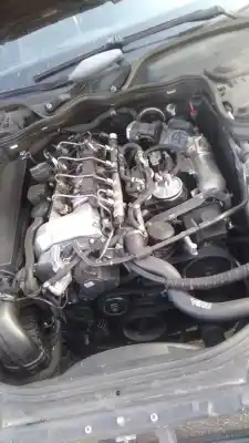 Véhicule à la ferraille mercedes-benz clase e (w211) berlina e 220 cdi (211.008) de l'année 2006 alimenté om646821