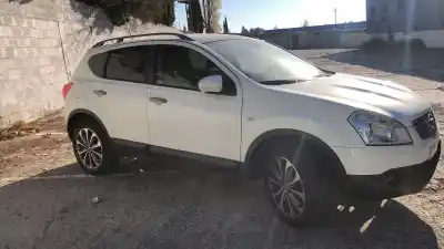 Véhicule à la ferraille NISSAN QASHQAI (J10) Acenta 4X4 de l'année 2009 alimenté M9RG832