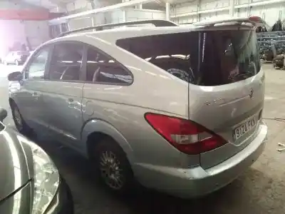 Veículo de Sucata ssangyong rodius xdi do ano 2007 alimentado d27dt