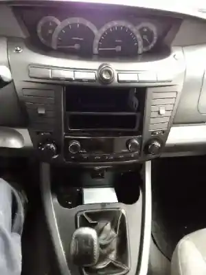 Veículo de Sucata ssangyong rodius xdi do ano 2007 alimentado d27dt