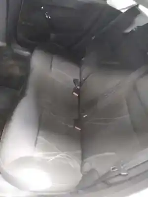 Véhicule à la ferraille peugeot 208 style de l'année 2014 alimenté hmz