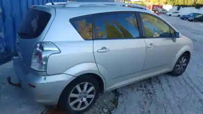 Veículo de Sucata toyota corolla verso (r1) motor 2.2 136 do ano 2005 alimentado 2adftv