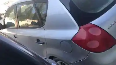 Veículo de Sucata kia cee´d sporty wagon active do ano 2007 alimentado d4fb