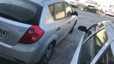 Veículo de Sucata kia cee´d sporty wagon active do ano 2007 alimentado d4fb