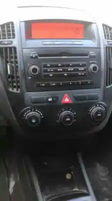 Veículo de Sucata kia cee´d sporty wagon active do ano 2007 alimentado d4fb