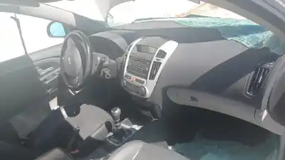 Veículo de Sucata kia cee´d sporty wagon ex do ano 2007 alimentado d4eaf