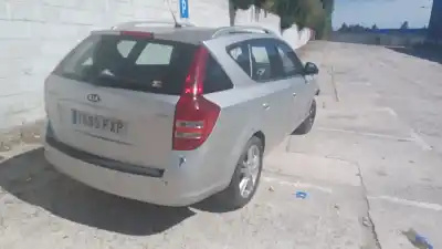 Veículo de Sucata kia cee´d sporty wagon ex do ano 2007 alimentado d4eaf