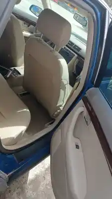 Veículo de Sucata audi a4 berlina (8e) 1.9 tdi do ano 2002 alimentado awx