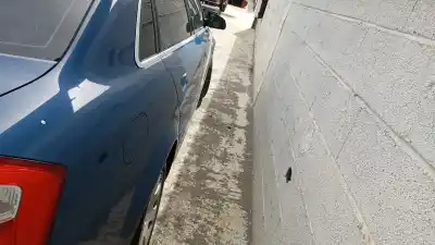 Veículo de Sucata audi a4 berlina (8e) 1.9 tdi do ano 2002 alimentado awx