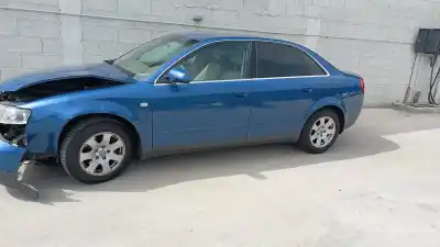Veículo de Sucata audi a4 berlina (8e) 1.9 tdi do ano 2002 alimentado awx