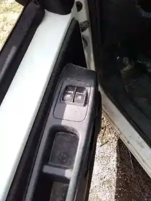 Veicolo di demolizione peugeot bipper básico dell'anno 2008 alimentato 8hs