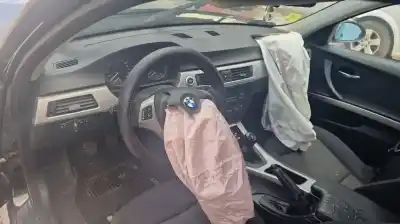 Scrapping Vehicle bmw serie 3 berlina (e90) 320d of the year 2004 powered 204d4