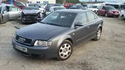 Veicolo di demolizione audi a4 berlina (8e) 2.5 tdi (114kw) dell'anno 2002 alimentato aym
