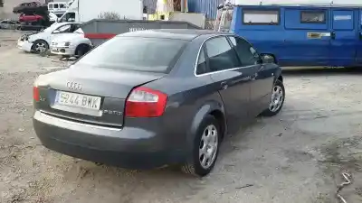 Veicolo di demolizione audi a4 berlina (8e) 2.5 tdi (114kw) dell'anno 2002 alimentato aym
