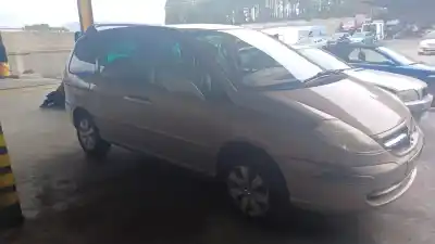 Veículo de Sucata citroen c8 2.2 hdi fap cat (4hw) do ano 2002 alimentado 4hw