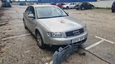 Veicolo di demolizione audi a4 berlina (8e) 1.8 20v turbo dell'anno 2002 alimentato avj