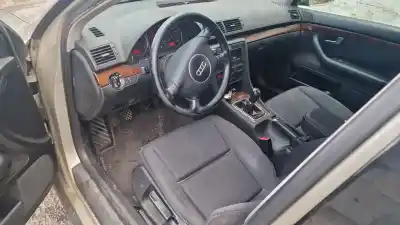 Veicolo di demolizione audi a4 berlina (8e) 1.8 20v turbo dell'anno 2002 alimentato avj