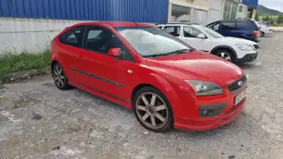 Véhicule à la ferraille FORD FOCUS BERLINA (CAP) Sport de l'année 2005 alimenté G6DA