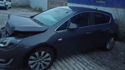 Здавання транспортного засобу opel astra j lim. cosmo року 2009 потужний a17dtc