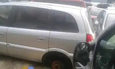 Veículo de Sucata opel zafira a blue line do ano 2005 alimentado y22dtr