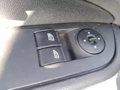 Verschrottungsfahrzeug ford focus berlina (cap) trend des jahres 2005 angetrieben g8da