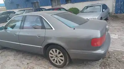 Veicolo di demolizione audi a8 (d2) 4.2 quattro dell'anno 1994 alimentato abz