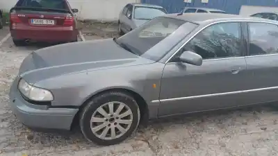 Veicolo di demolizione audi a8 (d2) 4.2 quattro dell'anno 1994 alimentato abz
