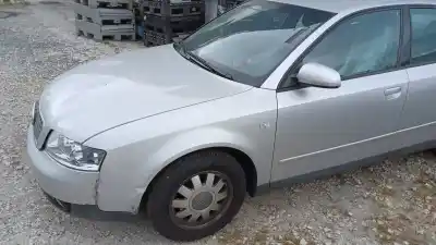 Veicolo di demolizione audi a4 berlina (8e) 2.0 20v cat (alt) dell'anno 2001 alimentato alt