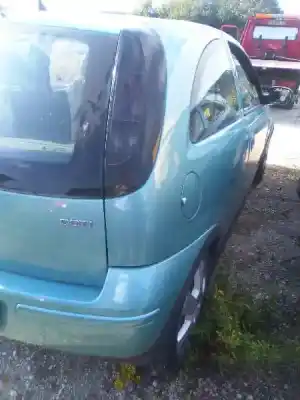 Veicolo di demolizione opel corsa c blue line dell'anno 2003 alimentato z13dt
