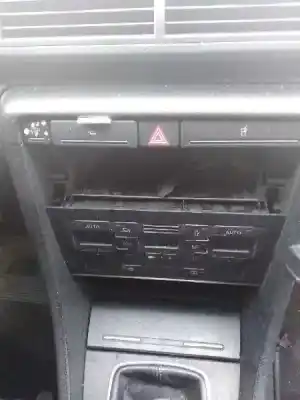 Veículo de Sucata audi a4 avant (8e) 1.9 tdi (96kw) do ano 2008 alimentado avf