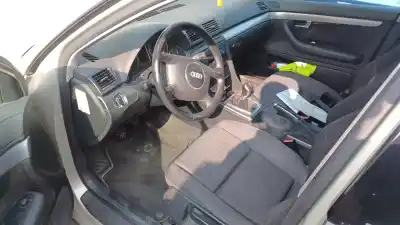 Veicolo di demolizione audi a4 berlina (8e) 2.0 20v cat (alt) dell'anno 2001 alimentato alt