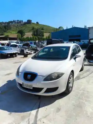Veículo de Sucata SEAT LEON (1P1)  do ano 2007 alimentado BLS