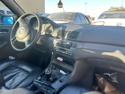 Veículo de Sucata bmw serie 3 berlina (e46) 320d do ano 2002 alimentado m47n204d4